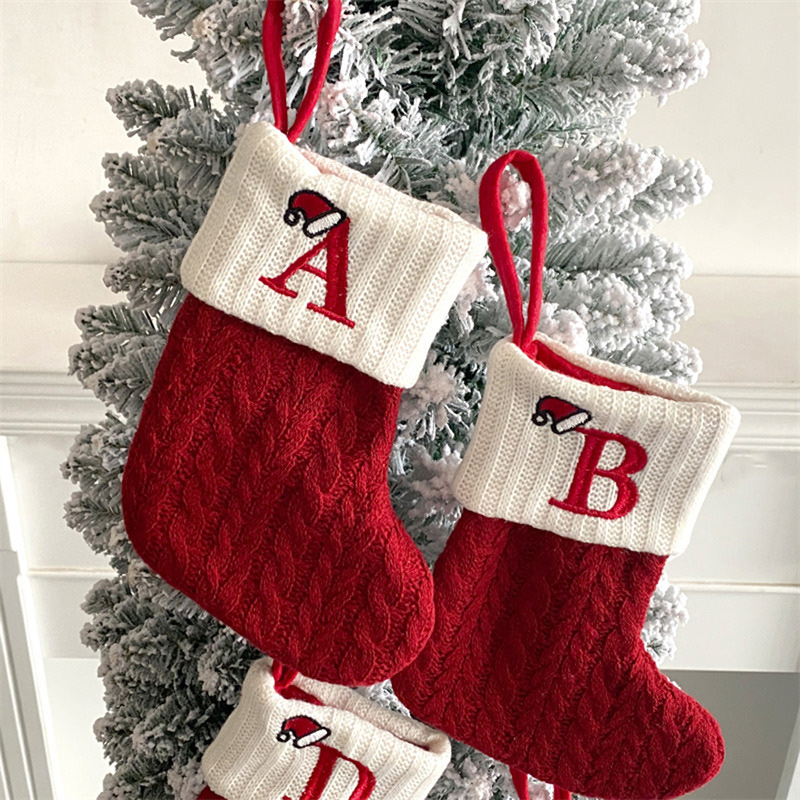 ถุงเท้าคริสต์มาสลายถักเกล็ดหิม - Christmas Stocking Hanging บทวิจารณ์และราคา